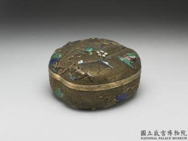 图片[2]-Peach-shaped box with filigree metalwork and colored enamel. Qing dynasty (1644-1911)-China Archive